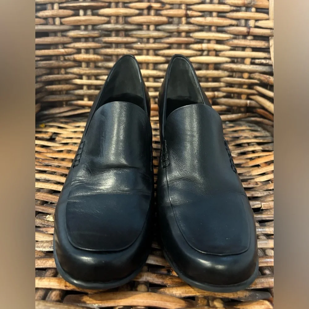Franco Sarto Black Women's Nolan
Pump Loafers in size 10 - Picture 3 of 16